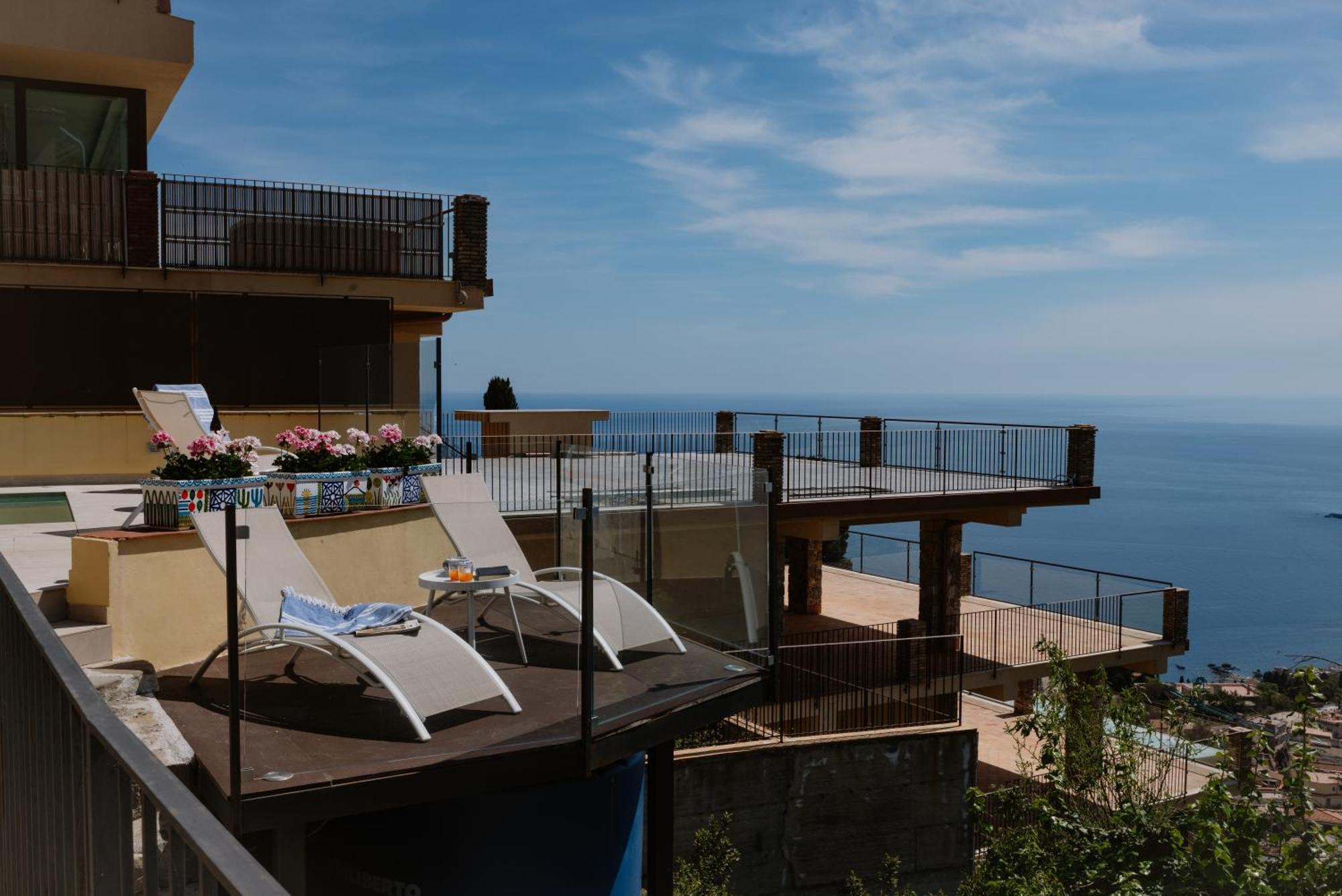 Villa Da Vinci Luxury Panoramic Apartments - Taormina Rooms Collection Exterior foto