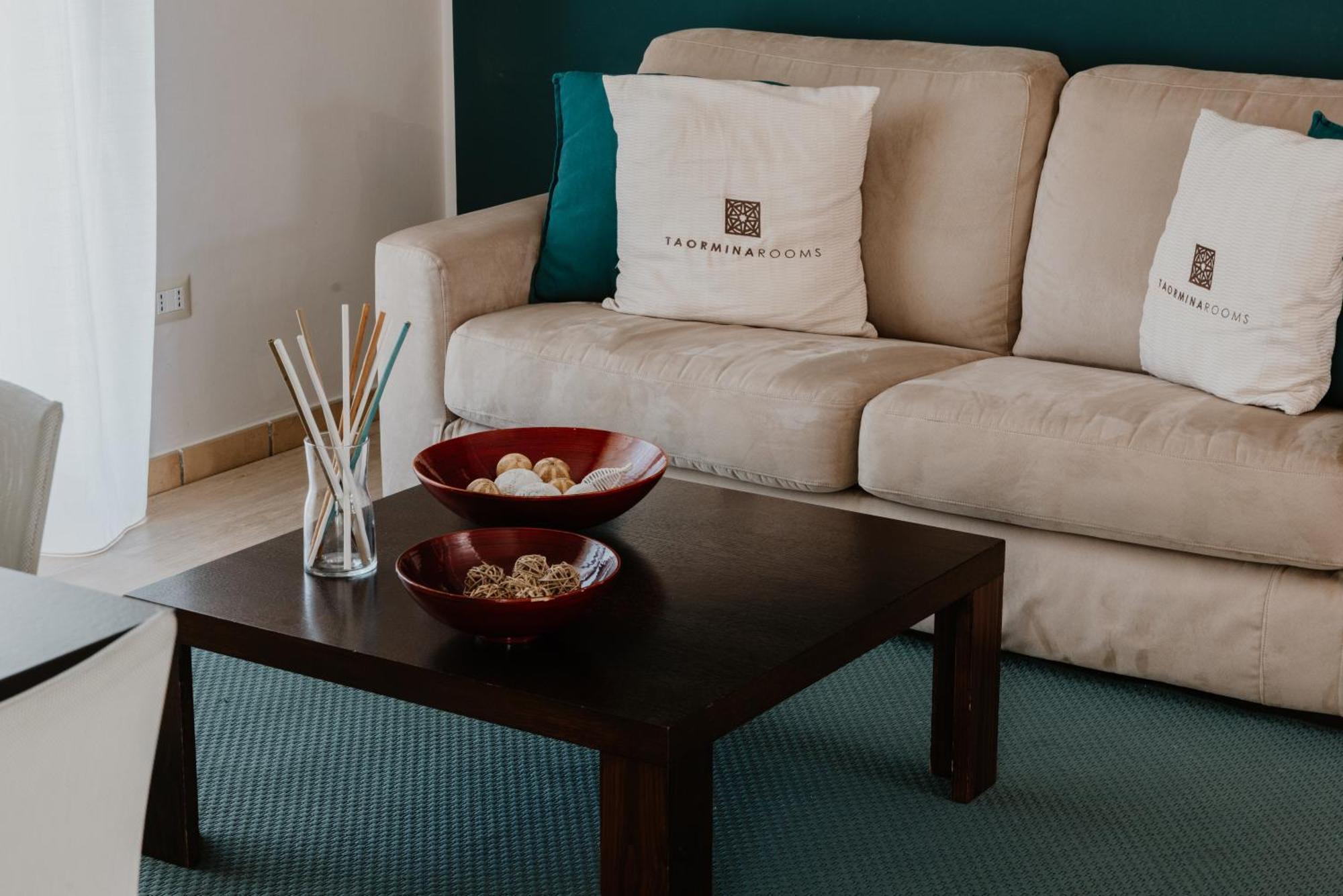 Villa Da Vinci Luxury Panoramic Apartments - Taormina Rooms Collection Exterior foto